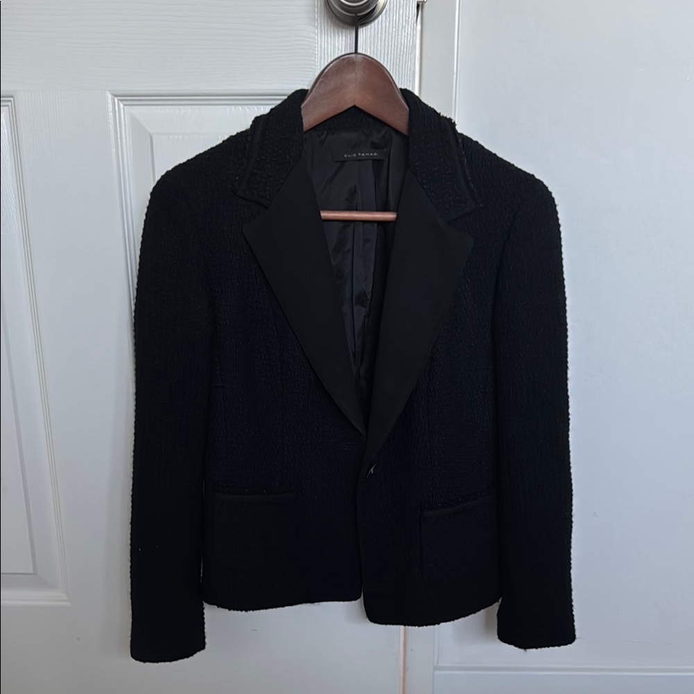 Elie Tahari Textured Black Jacket in Tweed